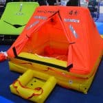 life-raft-241788_1920